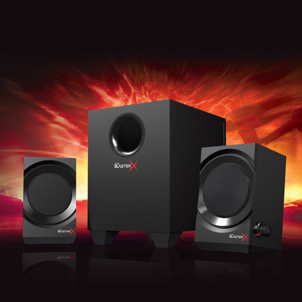 Sound-BlasterX Kratos-Product_MoodShot